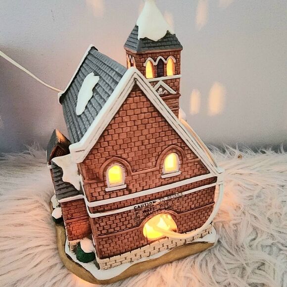 Lefton Colonial Village vintage 1991 Main Street Church #00230 - Picture 9 of 11